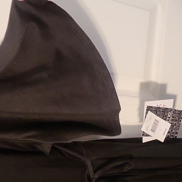 NWT Duetime Maternity Short Flutter Sleeve Nursing Friendly Top - Picture 4 of 10